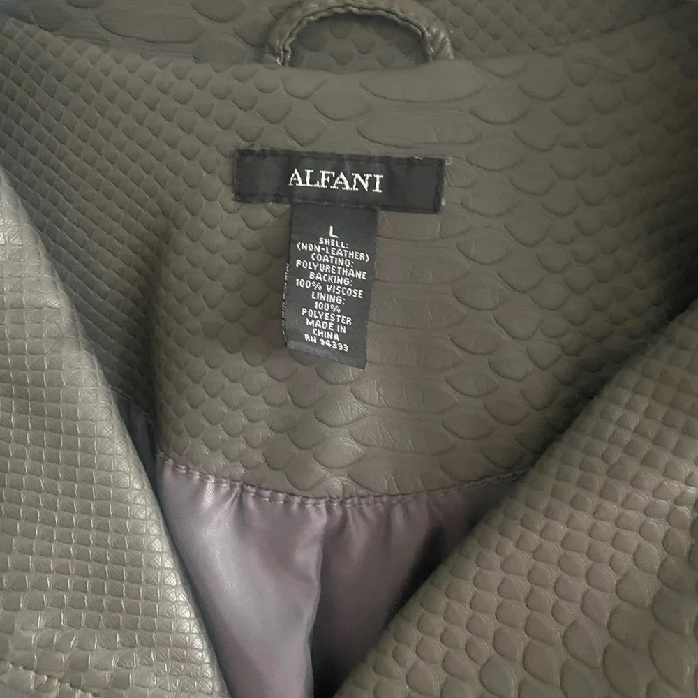 Women’s Faux Leather Alfani Bomber Jacket Zip Up Gray Snakeskin Large